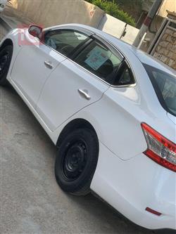نيسان سنترا